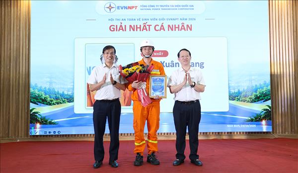 Trò chuyện với người đạt giải Nhất Hội thi ATVSV giỏi EVNNPT năm 2026:  An toàn phải bắt đầu từ ý thức và trách nhiệm của mỗi người lao động