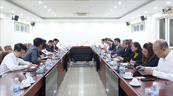 EVNNPT làm việc với GEDI về nghiên cứu công nghệ truyền tải điện một chiều (HVDC)