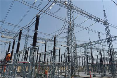 Trạm biến áp 500kV Việt Trì được nâng công suất lên 900MVA, tăng cường đảm bảo điện cho tỉnh Phú Thọ và vùng lân cận