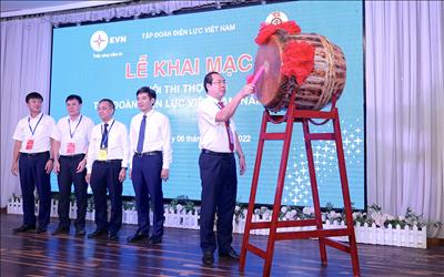 Khai mạc Hội thi thợ giỏi khối truyền tải điện và nguồn điện