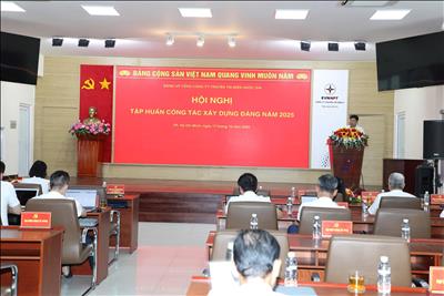 Đảng ủy EVNNPT tổ chức Hội nghị tập huấn công tác xây dựng đảng năm 2025