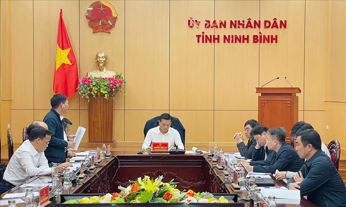 Ninh Bình sẽ phối hợp chặt chẽ với EVNNPT để đảm bảo tiến độ đầu tư xây dựng các dự án