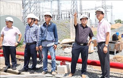 Tập trung nguồn lực để đóng điện máy biến áp 220kV Trạm biến áp 500kV Đức Hòa trước ngày 10/10/2025