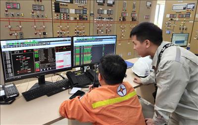 Hoàn thành nâng cấp Hệ thống điều khiển bảo vệ Trạm biến áp 500kV Pleiku