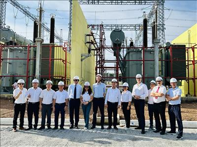 Embassy of France and AFD Visit Binh Duong 1 500kV Substation, Recognizing Effective Cooperation with EVNNPT