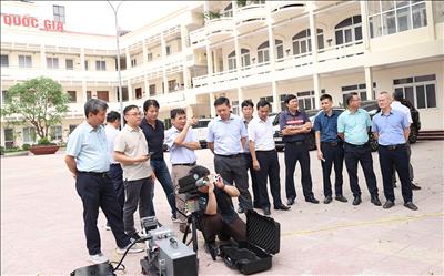 Hội thảo giới thiệu công nghệ xử lý vật cản bằng laser trong quản lý vận hành lưới điện