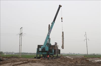 Lãnh đạo EVN, EVNNPT kiểm tra tiến độ thi công Dự án đường dây 500kV mạch 3 đoạn qua Hải Dương