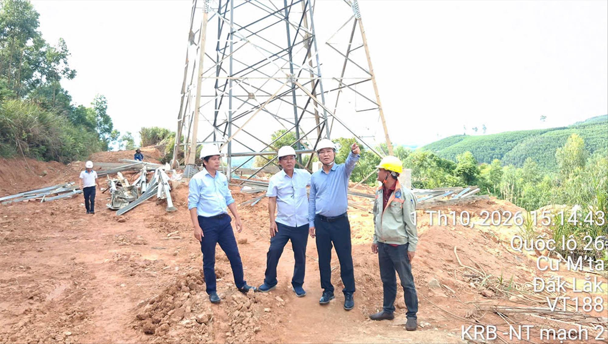 EVNNPT kiểm tra công tác chuẩn bị cắt điện giai đoạn 2 phục vụ thi công Dự án đường dây 220kV Krông Búk – Nha Trang mạch 2