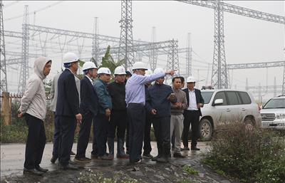 Lãnh đạo EVN, EVNNPT kiểm tra tiến độ thi công Dự án đường dây 500kV mạch 3 đoạn qua địa bàn tỉnh Hưng Yên