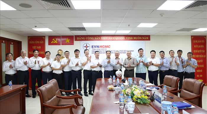Tăng cường phối hợp trong đầu tư xây dựng các dự án truyền tải điện để đảm bảo cung cấp điện cho TP.HCM