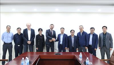 Chủ tịch Hội đồng thành viên EVNNPT làm việc với Giám đốc AFD tại Việt Nam