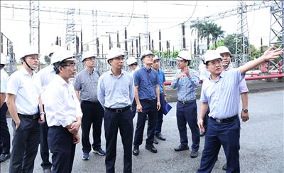 Chủ động mọi phương án, đảm bảo truyền tải điện an toàn mùa nắng nóng khu vực phía Bắc