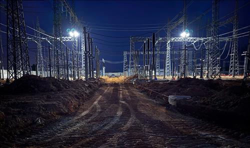 Không nghỉ lễ để đảm bảo tiến độ Dự án Trạm biến áp 220kV Vũng Áng và đấu nối