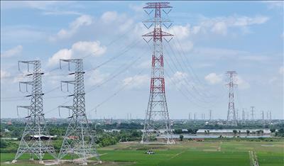 Kỳ tích hoàn thành Đường dây 500kV mạch 3 là một trong 10 sự kiện tiêu biểu ngành Công Thương năm 2024