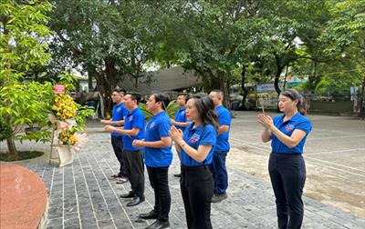 Đoàn Thanh niên NPTPMB dâng hương tưởng niệm tại Tượng đài Anh hùng Liệt sỹ Võ Thị Sáu