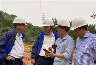Lưới điện PTC3 khu vực tỉnh Bình Định, nơi chịu ảnh hưởng trực tiếp, an toàn sau bão số 4 – Noru