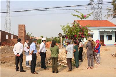 TTĐ Kon Tum ngăn chặn kịp thời người dân xây dựng công trình nhà ở vi phạm hành lang an toàn đường dây 500kV