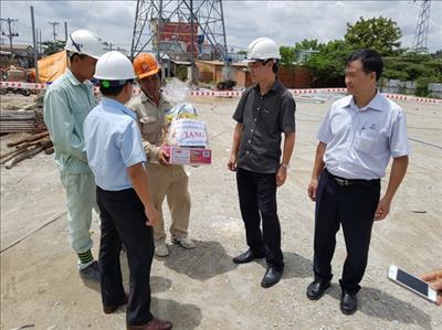 Công đoàn SPMB phát động chương trình “Tháng Công nhân” năm 2016
