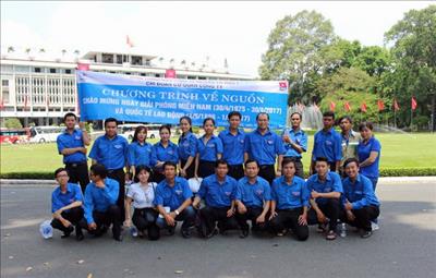 Hành trình về nguồn của Đoàn thanh niên PTC4 nhân kỷ niệm 42 năm ngày giải phóng miền Nam thống nhất và 131 năm ngày quốc tế lao động