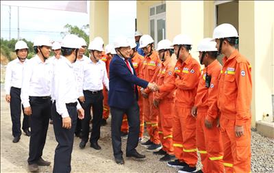 Lãnh đạo UBND tỉnh Khánh Hòa động viên CBCNV Công ty Truyền tải điện 3 trước thềm năm mới Quý Mão