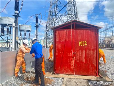 Tuổi trẻ Truyền tải điện Đồng Tháp xung kích phòng ngừa sự cố vật bay tại trạm 500kV Mỹ Tho