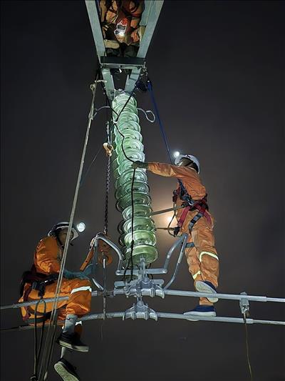 6 tháng đầu năm, sản lượng điện truyền tải của Công ty Truyền tải điện 3 tăng gần 24% so với cùng kỳ năm 2023