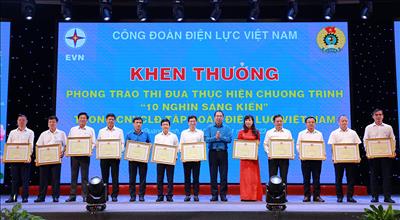 Nhiều tập thể, cá nhân thuộc EVNNPT được khen thưởng trong phong trào thi đua “10 nghìn sáng kiến”