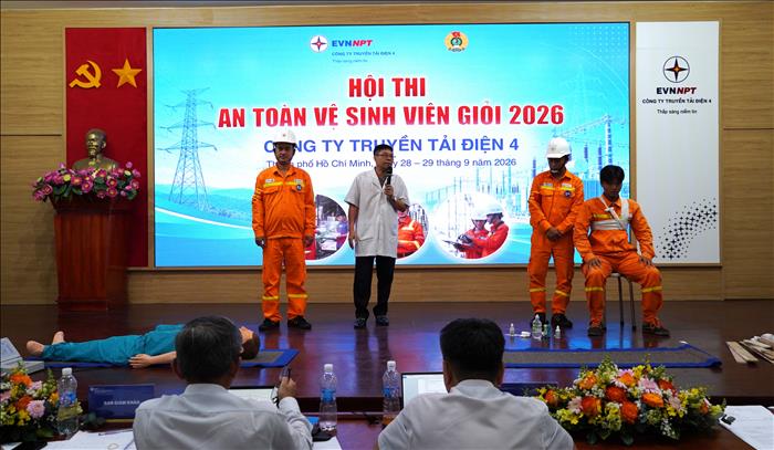 Tôn vinh 16 “Hạt nhân an toàn” xuất sắc, hướng tới Hội thi cấp Tổng công ty Truyền tải điện Quốc gia