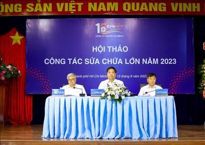 Công ty Truyền tải điện 4 tổ chức hội thảo về công tác sửa chữa lớn năm 2023.