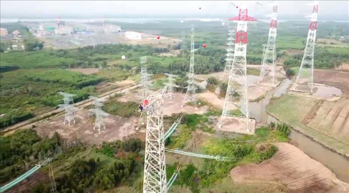 Hoàn thành nghiệm thu đóng điện đường dây 500kV Nhơn Trạch 4 - rẽ Nhà Bè góp phần giải toả công suất Nhà máy điện Nhơn Trạch 4