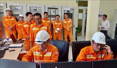 Công ty Truyền tải điện 2 diễn tập xử lý sự cố nguy hiểm trên hệ thống điện 500kV