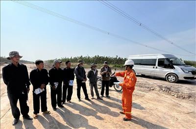 Hướng dẫn an toàn điện cho đơn vị thi công giao chéo cao tốc với đường dây 500kV Đắk Nông – Cầu Bông