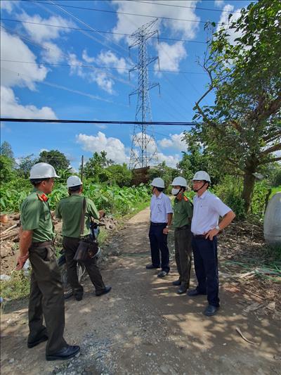 Phối hợp kiểm tra công tác bảo vệ an ninh trật tự hệ thống lưới điện cao áp trên địa bàn tỉnh Sóc Trăng 