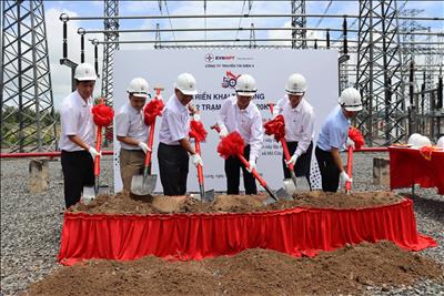 Triển khai thi công Dự án Máy 2 Trạm biến áp 220kV Mỏ Cày chào mừng 50 năm thành lập Công ty Truyền tải điện 4 