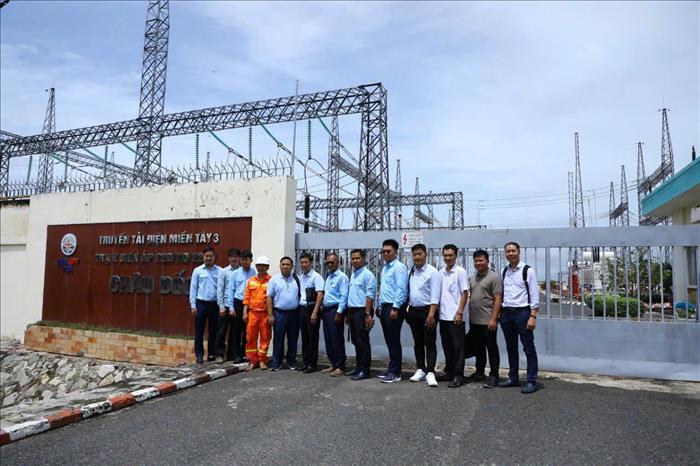 Thắm  tình hữu nghị Việt Nam và Campuchia thông qua đường dây truyền tải 220kV Châu Đốc - Tà Keo