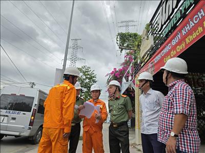 TTĐ TP. Hồ Chí Minh 1 phối hợp Công an TP.HCM kiểm tra đảm bảo an ninh, an toàn hệ thống truyền tải điện trước dịp Lễ 30/4 và 01/5