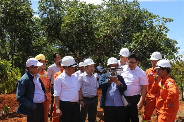 TTĐ miền Đông 2 tổ chức hướng dẫn sử dụng UAV trong công tác quản lý vận hành đường dây và trạm biến áp