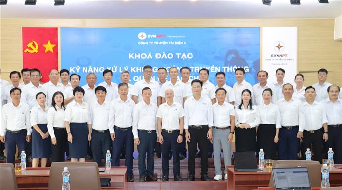 Thành công của Khóa đào tạo “Kỹ năng xử lý khủng hoảng truyền thông và quan hệ báo chí