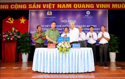 Công an Thành phố Hồ Chí Minh và Công ty Truyền tải điện 4 ký Quy chế phối hợp đảm bảo an ninh, an toàn Hệ thống Truyền tải điện 220 kV – 500 kV giai đoạn 2022 – 2027 