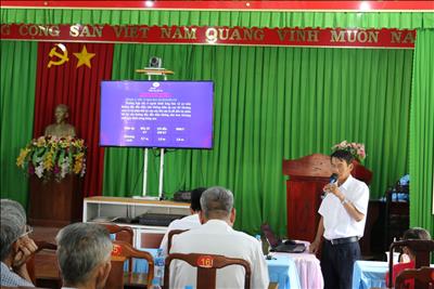 Truyền tải điện Miền Đông 2 phối hợp với địa phương tổ chức tuyên truyền Luật Điện lực 2024