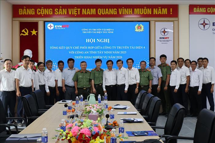 Công an tỉnh Tây Ninh và Công ty Truyền tải điện 4 triển khai Quy chế phối hợp bảo vệ công trình lưới điện
