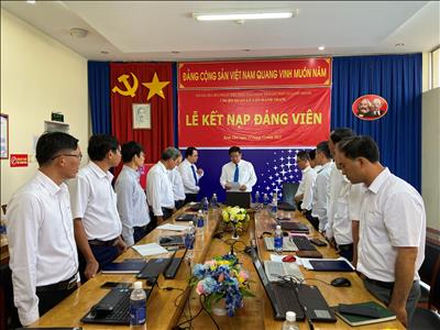Đẩy mạnh học tập và làm theo tư tưởng, đạo đức, phong cách Hồ Chí Minh tại Chi bộ Quản lý vận hành Trạm (Truyền tải điện TP.HCM)