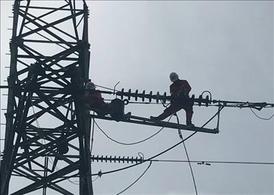 Truyền tải điện điện Miền Đông 1 đảm bảo vận hành an toàn và cung cấp điện cho các phụ tải của lưới hệ thống điện truyền tải 