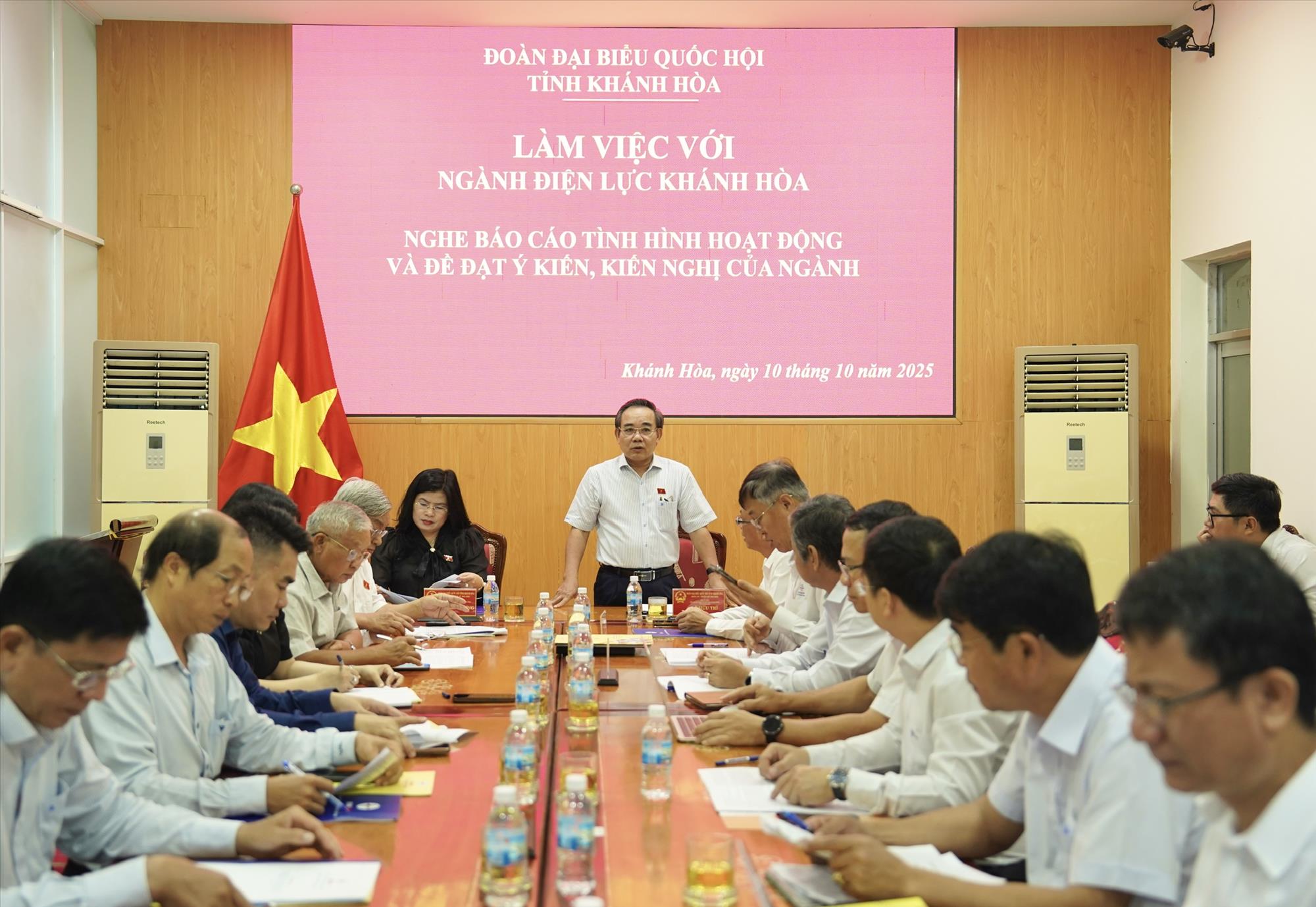 Đoàn Đại biểu Quốc hội tỉnh Khánh Hòa làm việc với các đơn vị ngành Điện trên địa bàn