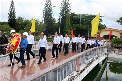TTĐ Kon Tum dâng hương tri ân tưởng nhớ các anh hùng liệt sĩ trên địa bàn tỉnh Kon Tum