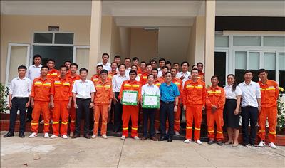 Công đoàn EVNNPT lắng nghe ý kiến người lao động tại Truyền tải điện Đắk Nông