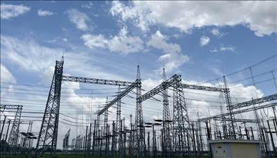 Công ty Truyền tải điện 4 tiếp quản vận hành sân phân phối 500kV Long Phú